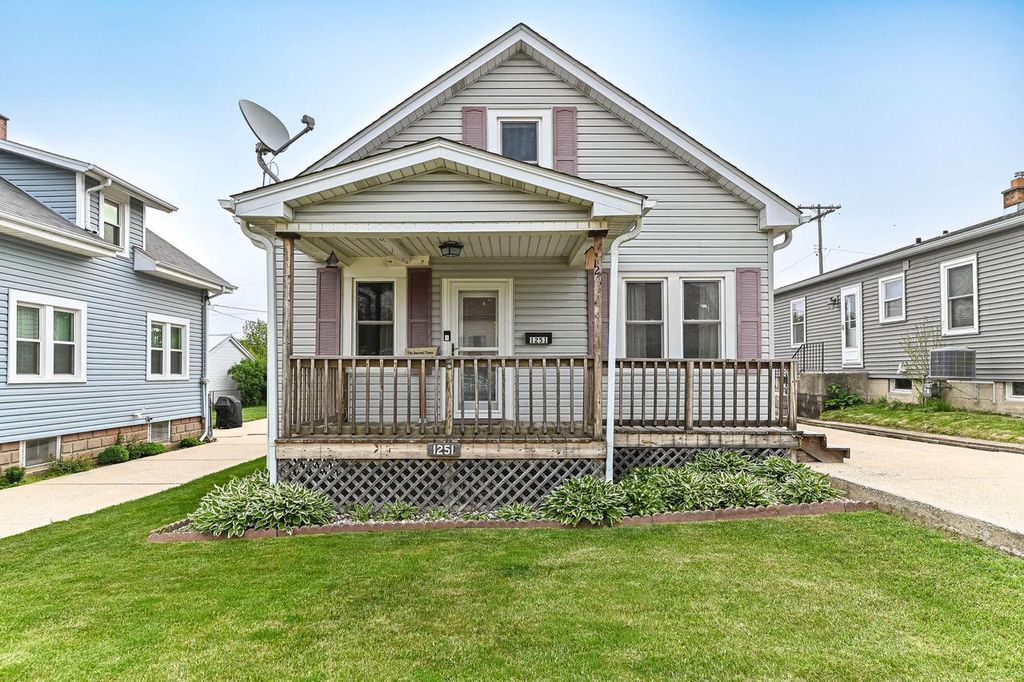 1251 Illinois STREET, Racine, WI 53405