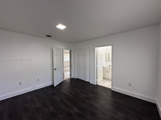 1209 NE 136th Ter 1209, North Miami, FL 33161