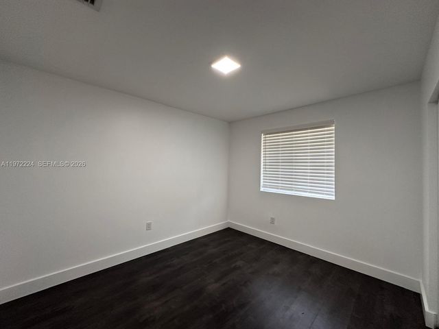 1209 NE 136th Ter 1209, North Miami, FL 33161