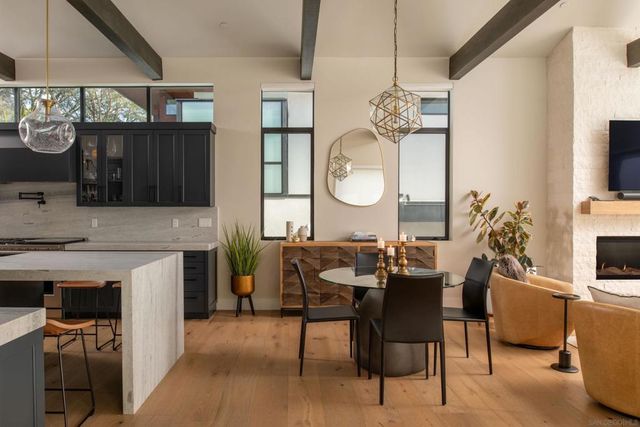 12994 Via Esperia, Del Mar, CA 92014