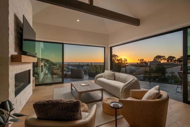 12994 Via Esperia, Del Mar, CA 92014