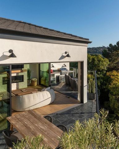 12994 Via Esperia, Del Mar, CA 92014