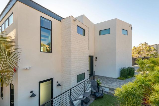 12994 Via Esperia, Del Mar, CA 92014