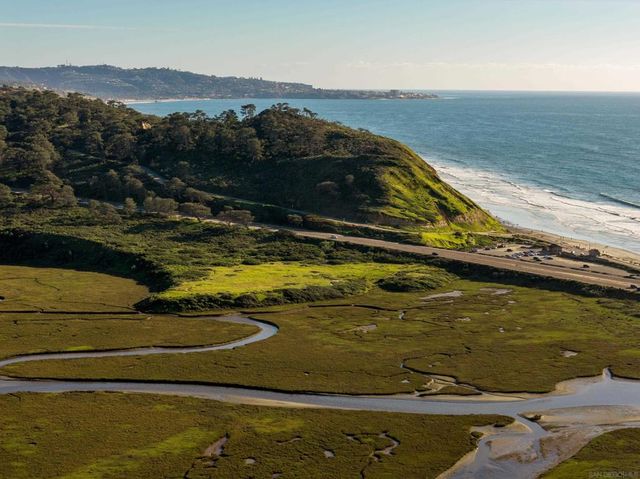 12994 Via Esperia, Del Mar, CA 92014