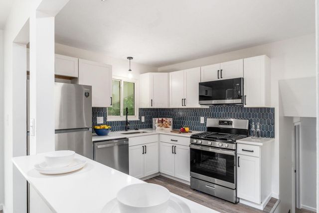 3180 Fairwood Avenue, Columbus, OH 43207