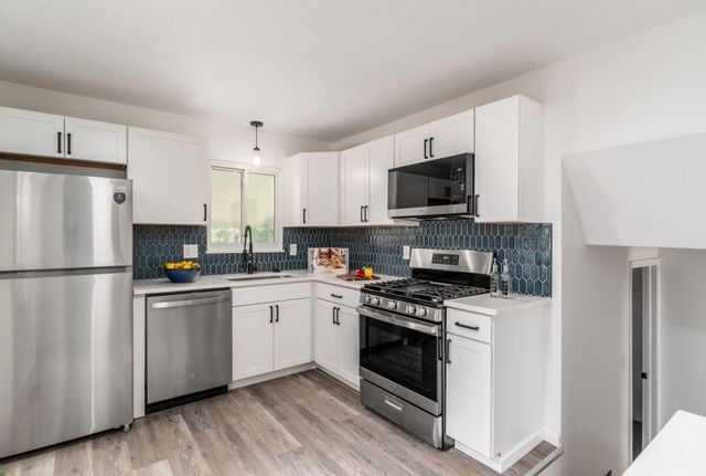 3180 Fairwood Avenue, Columbus, OH 43207