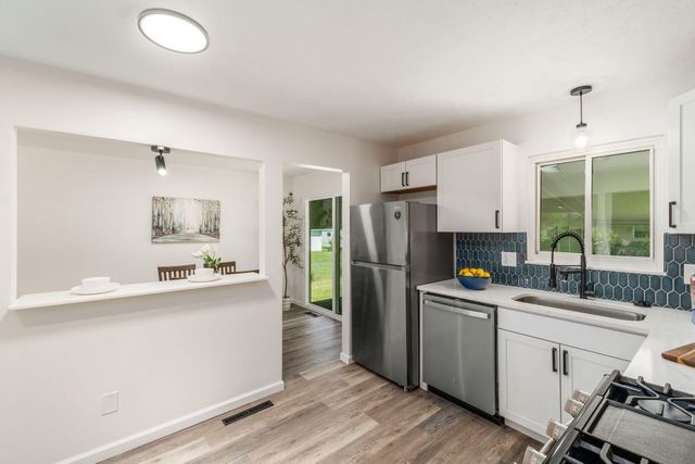 3180 Fairwood Avenue, Columbus, OH 43207