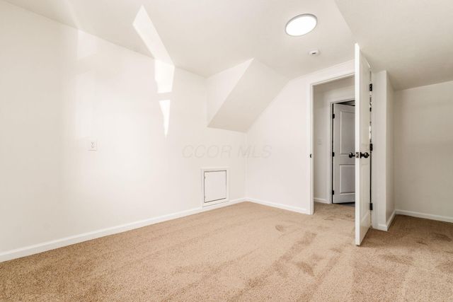 3180 Fairwood Avenue, Columbus, OH 43207