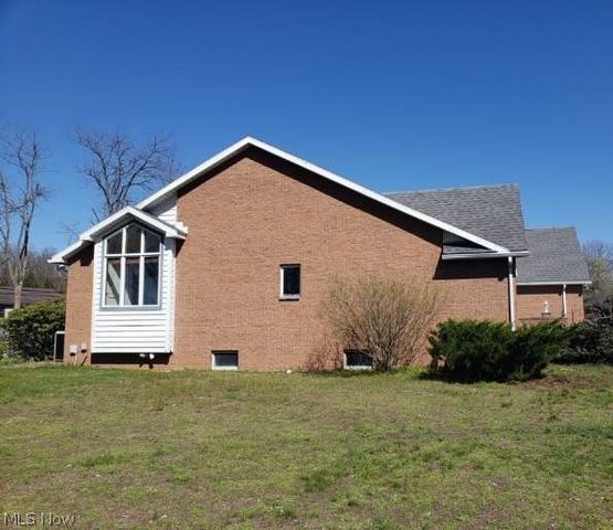 82 Sandbrook Circle, Washington, WV 26181