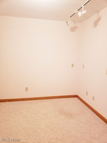 82 Sandbrook Circle, Washington, WV 26181