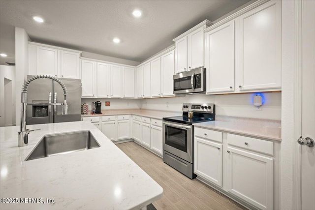 3047 CROSSFIELD Drive, Green Cove Springs, FL 32043