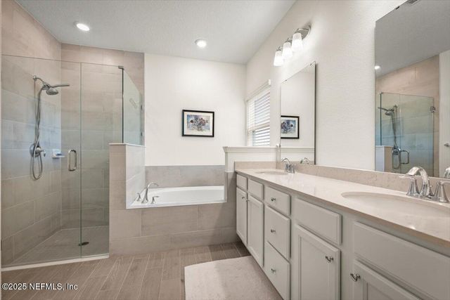 3047 CROSSFIELD Drive, Green Cove Springs, FL 32043