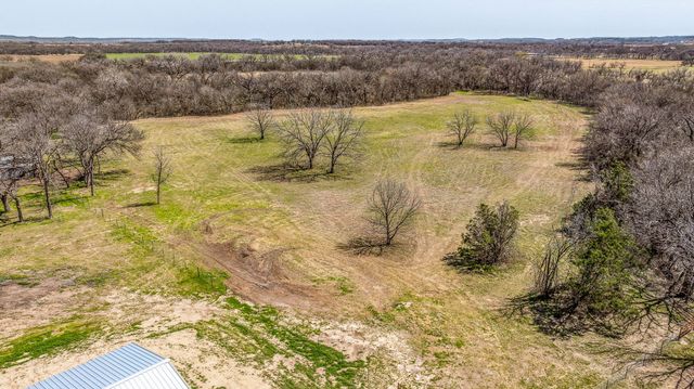 1704 E Fm 1188, Bluff Dale, TX 76433