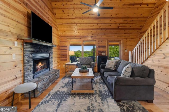 161 Huntington Way 8, Blue Ridge, GA 30513