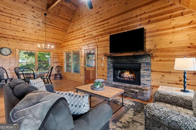 161 Huntington Way 8, Blue Ridge, GA 30513
