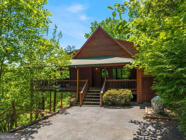 161 Huntington Way 8, Blue Ridge, GA 30513