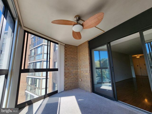 15100 INTERLACHEN DR #4-701, Silver Spring, MD 20906