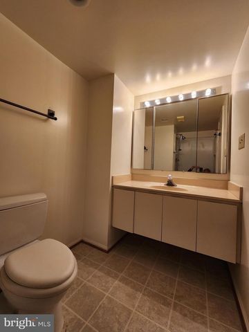 15100 INTERLACHEN DR #4-701, Silver Spring, MD 20906