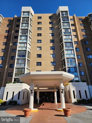 15100 INTERLACHEN DR #4-701, Silver Spring, MD 20906