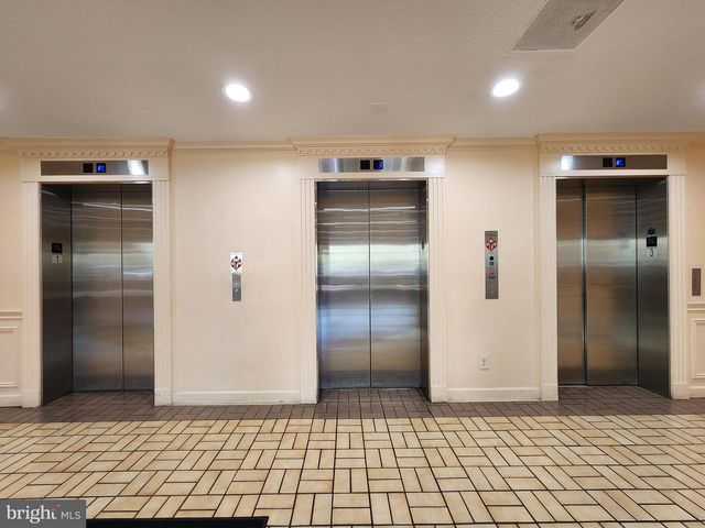 15100 INTERLACHEN DR #4-701, Silver Spring, MD 20906