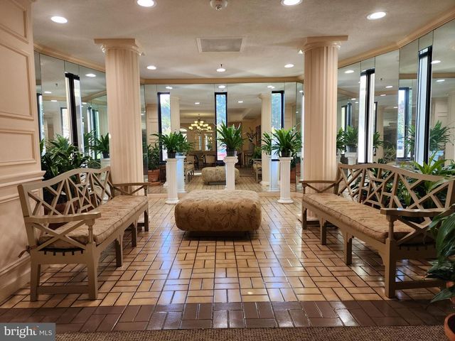 15100 INTERLACHEN DR #4-701, Silver Spring, MD 20906