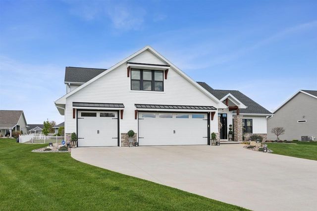 2082 FESCUE WAY, Green Bay, WI 54313