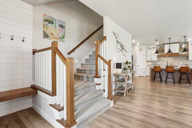 2082 FESCUE WAY, Green Bay, WI 54313