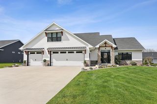 2082 FESCUE WAY, Green Bay, WI 54313