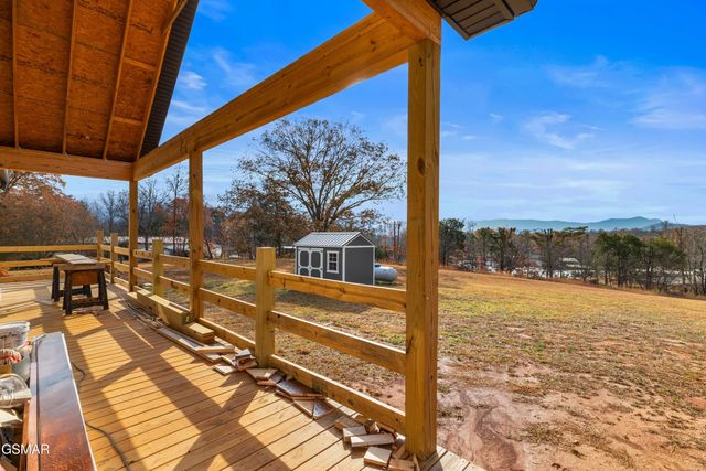 141 E Robert E Lee Drive, Newport, TN 37821