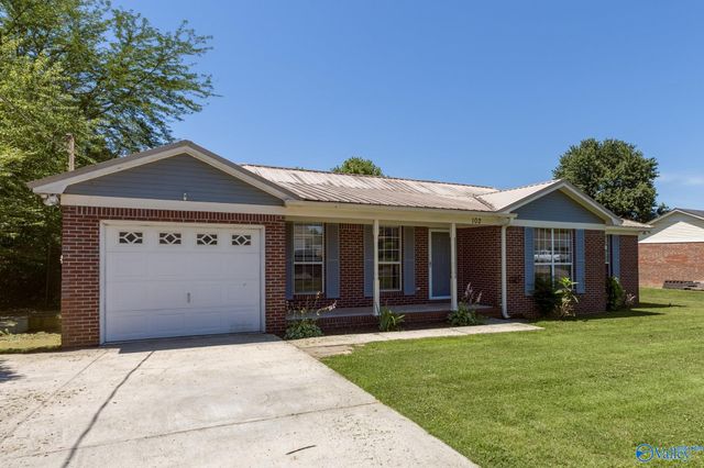 102 Elkwood Road, Hazel Green, AL 35750