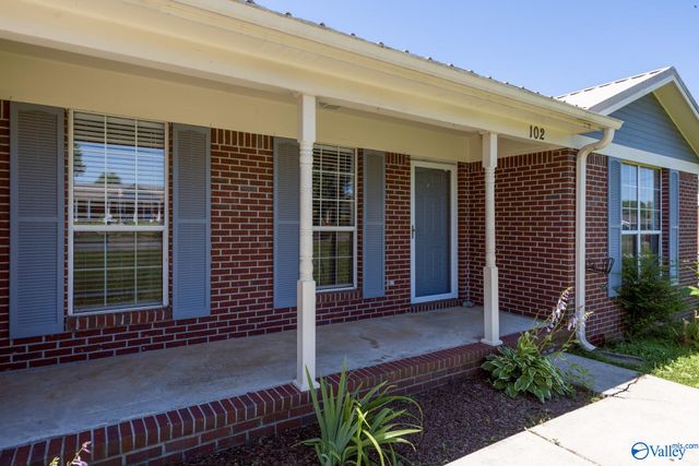 102 Elkwood Road, Hazel Green, AL 35750