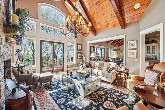 1041 Cox Mountain Drive, Big Canoe, GA 30143