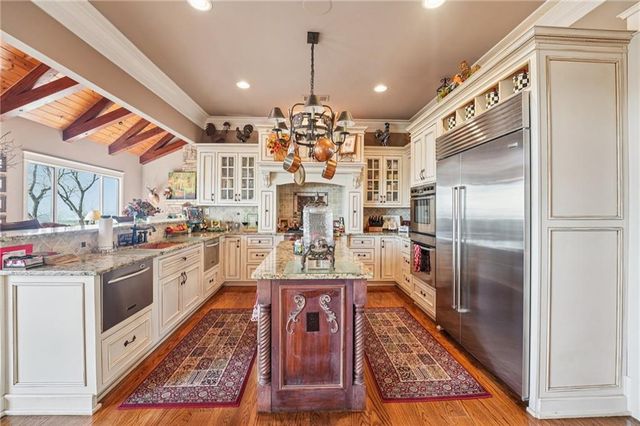1041 Cox Mountain Drive, Big Canoe, GA 30143