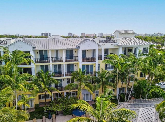 3120 Latitude Circle 303, Delray Beach, FL 33483