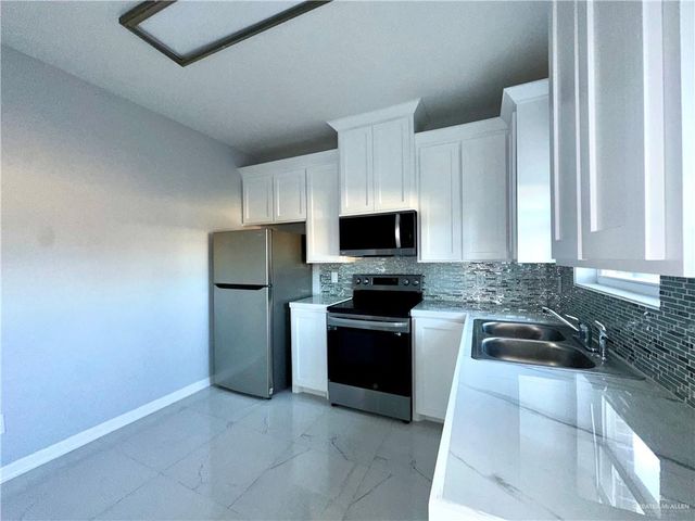 1038 Yellow Hammer Street, Rio Grande City, TX 78582