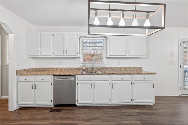 70 Kimball Court, Douglasville, GA 30134