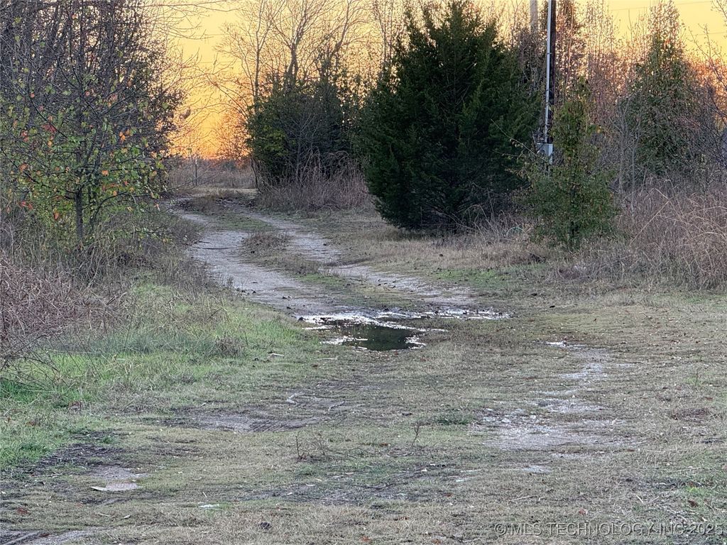 15697 N Choctaw Street, Skiatook, OK 74070