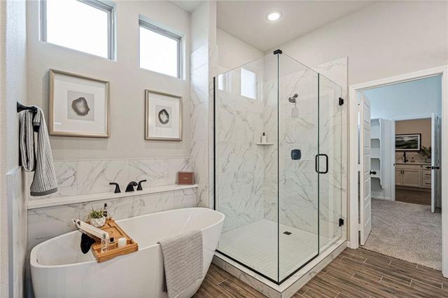 18520 W 195th Street, Spring Hill, KS 66083