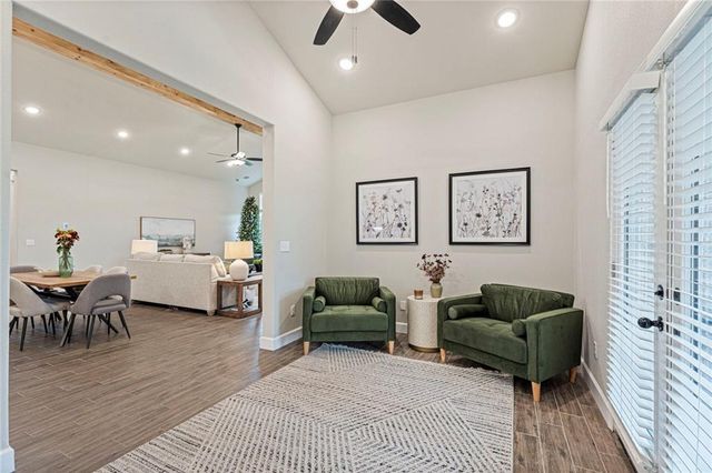 18520 W 195th Street, Spring Hill, KS 66083