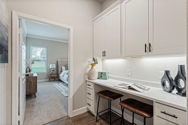 18520 W 195th Street, Spring Hill, KS 66083