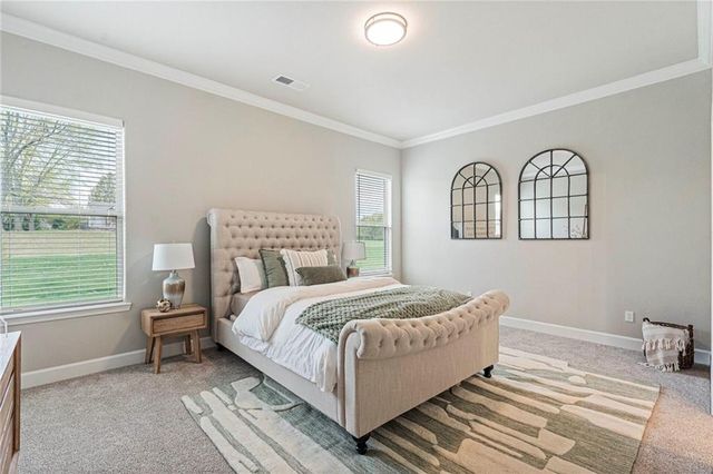 18520 W 195th Street, Spring Hill, KS 66083