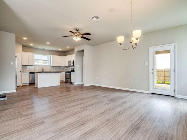 4210 Birdwatch LOOP 2, Pflugerville, TX 78660