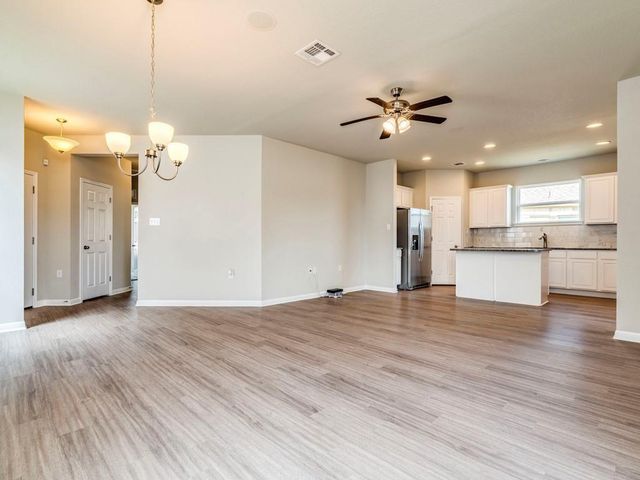 4210 Birdwatch LOOP 2, Pflugerville, TX 78660