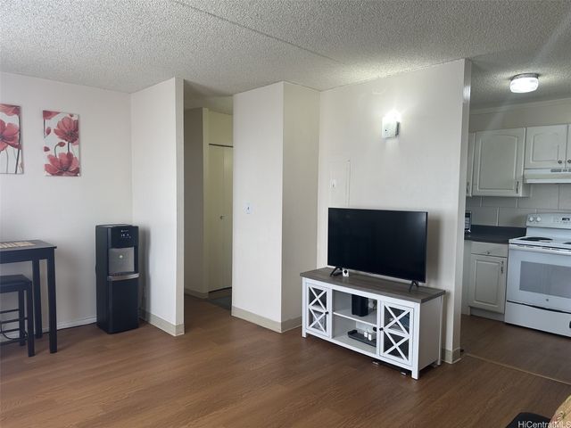 834 Lehua Avenue 307, Pearl City, HI 96782