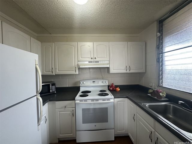 834 Lehua Avenue 307, Pearl City, HI 96782