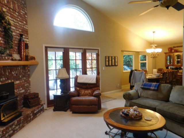 3215 Tragon Street, Madera, CA 93637