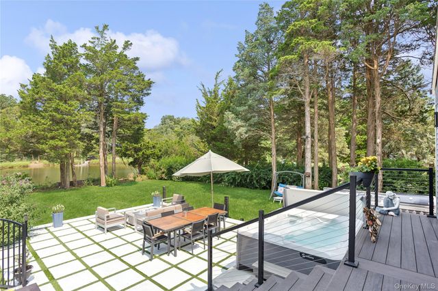 425 Cedar Point Drive E, Southold, NY 11971