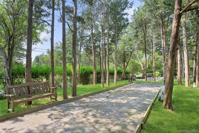 425 Cedar Point Drive E, Southold, NY 11971