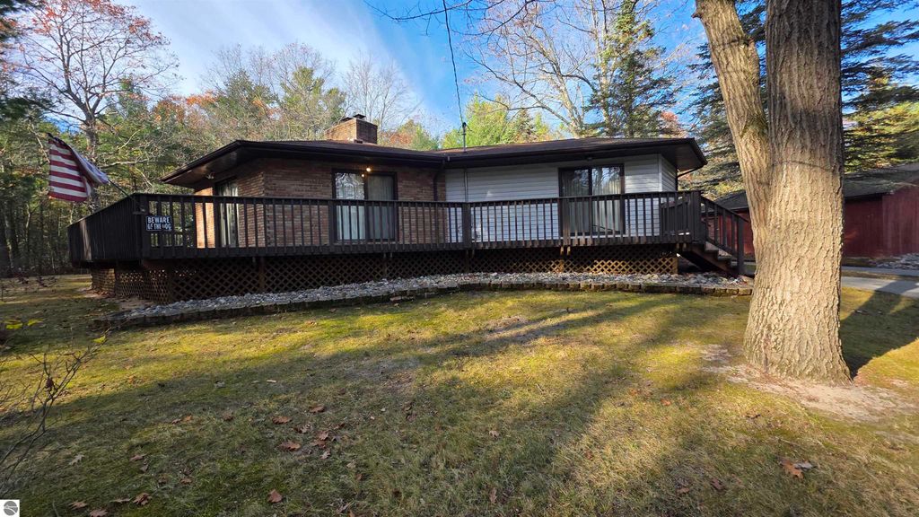 Image 1 of property listing at 971 Wintergreen, East Tawas, MI 48730