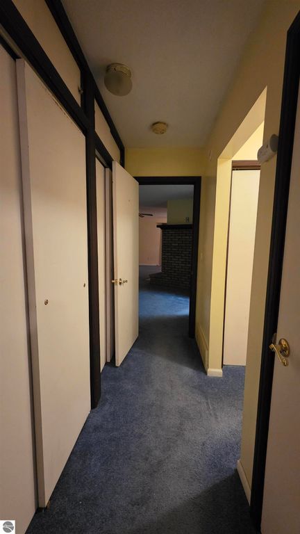 Image 24 of property listing at 971 Wintergreen, East Tawas, MI 48730